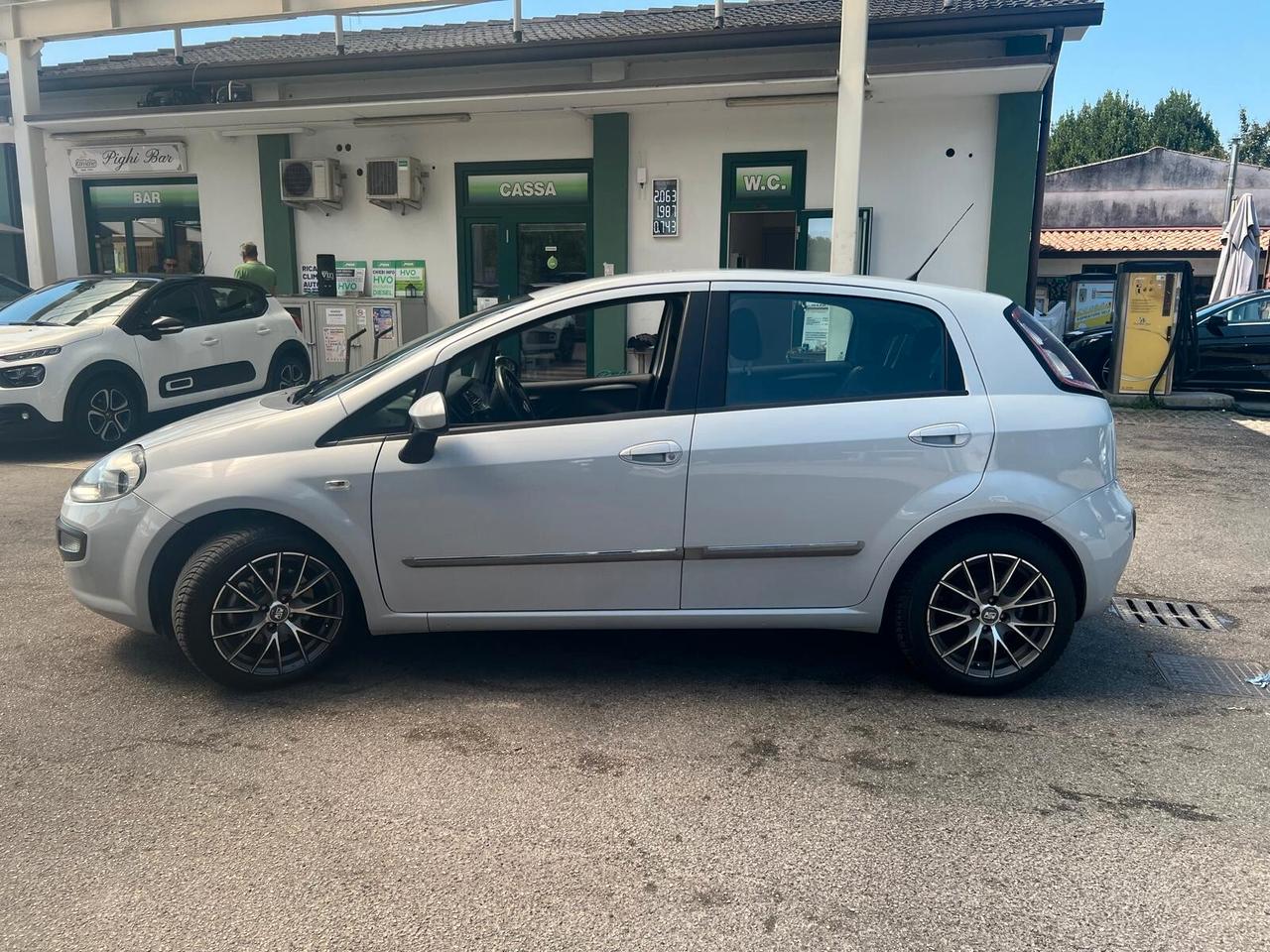 Fiat Punto Evo 1.3 Mjt 95 CV DPF 5 porte S&S Dualogic Emotion