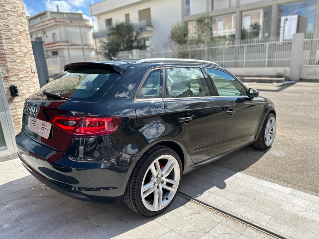 Audi A3 SPB 1.6 TDI Sport-2016 18”/Led