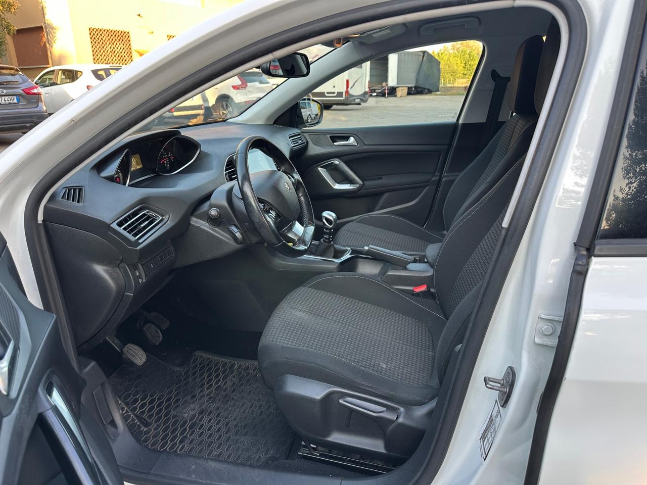 Peugeot 308 BlueHDi 130 S&S SW GT Line