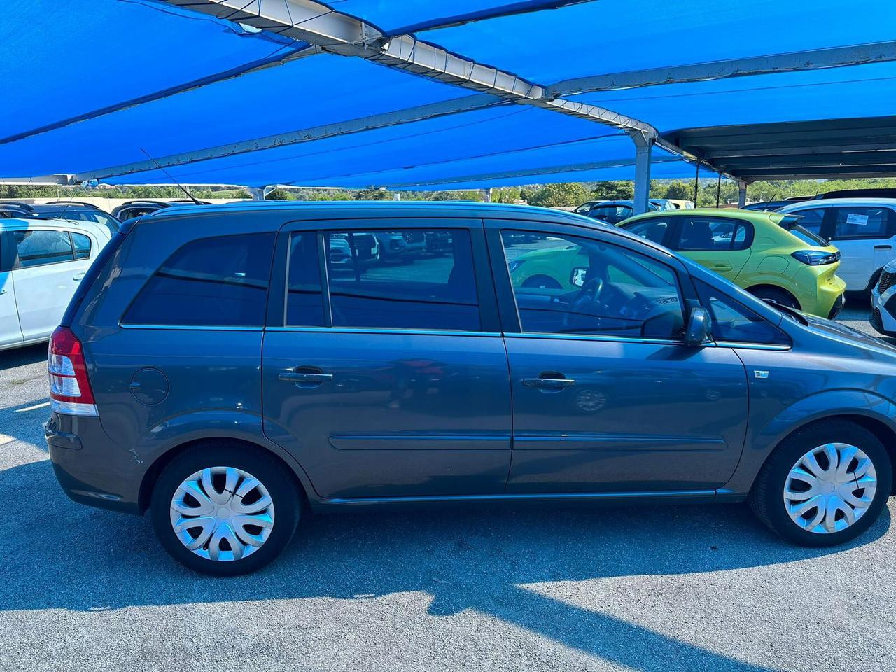 Opel Zafira 1.6 16V VVT Edition