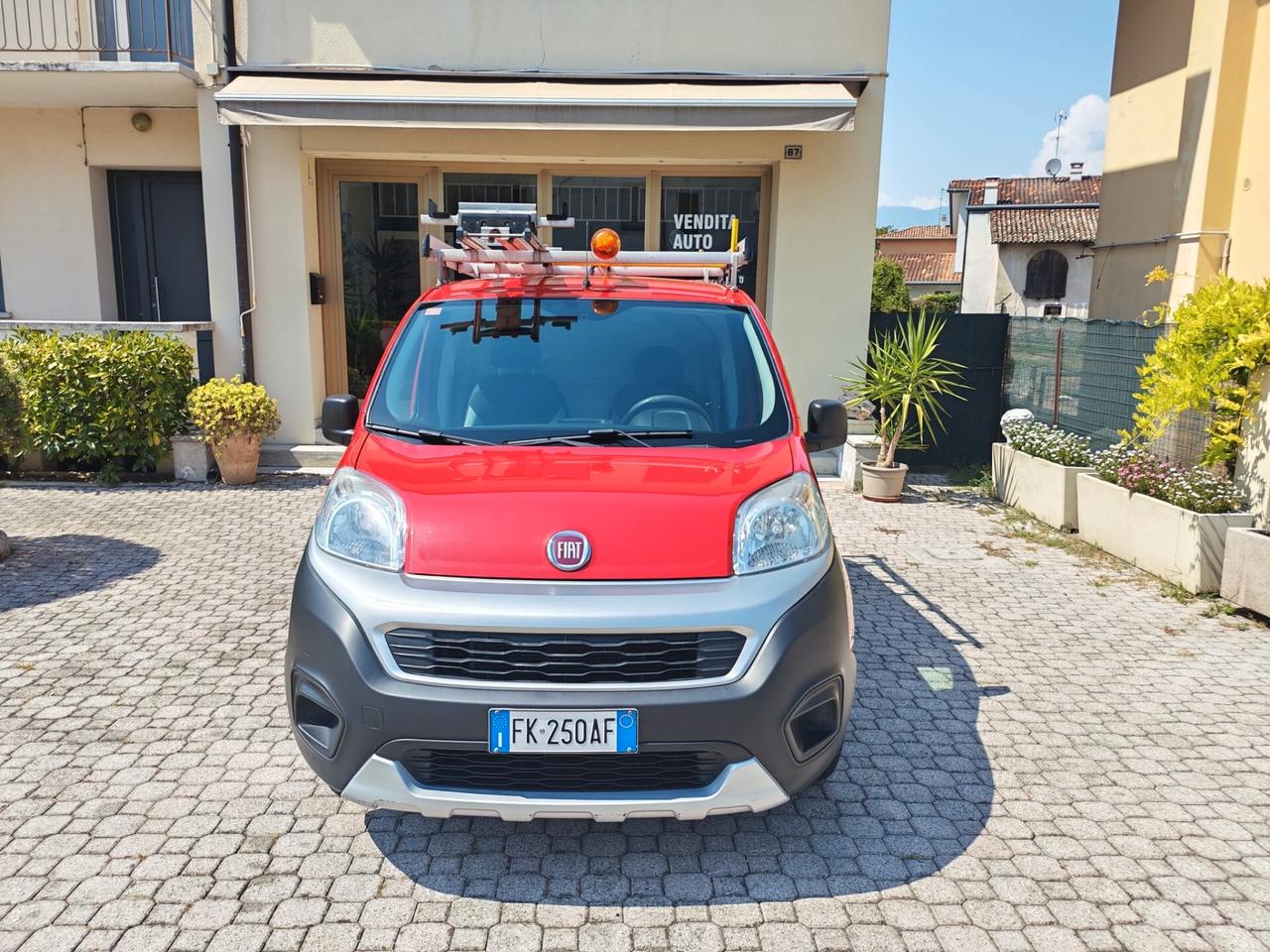 Fiat Fiorino 1.3 MJT 95CV Combinato Adventure