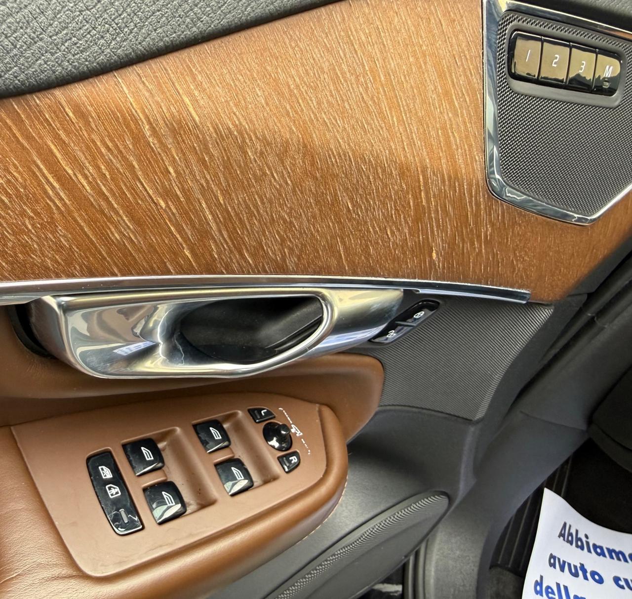 Volvo XC90 D5 AWD Geartronic Inscription 7 posti