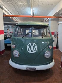 Volkswagen 23/B - T1 Bully