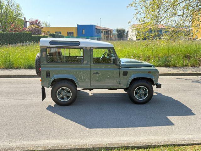 LAND ROVER Defender 90 2.4 TD4 Station Wagon S INTERNI IN PELLE