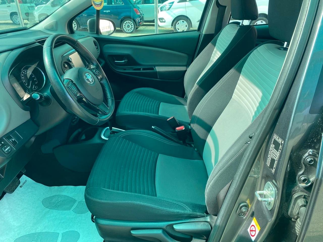 Toyota Yaris 1.5 Hybrid 5 porte Cool