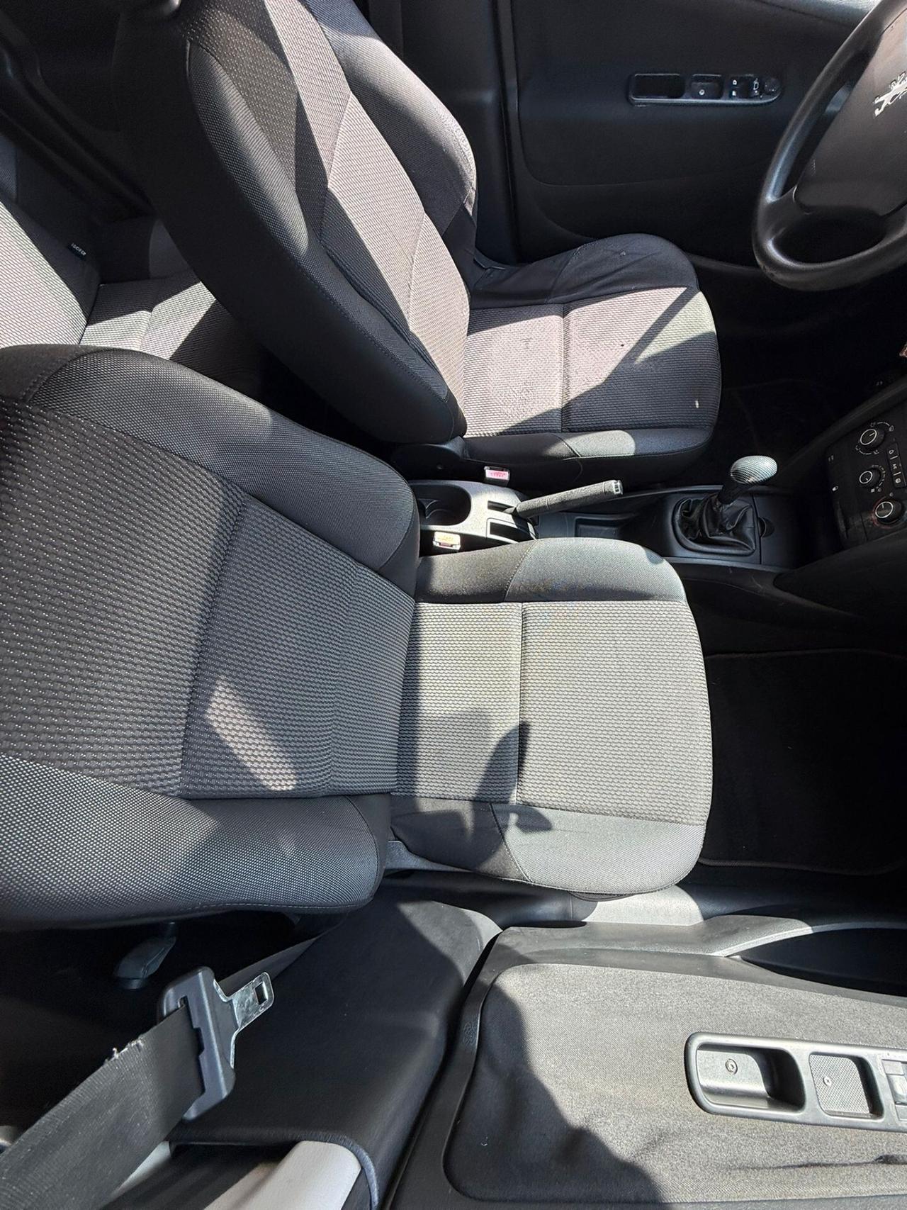 Peugeot 207 1.4 HDi 70CV 5p. Energie