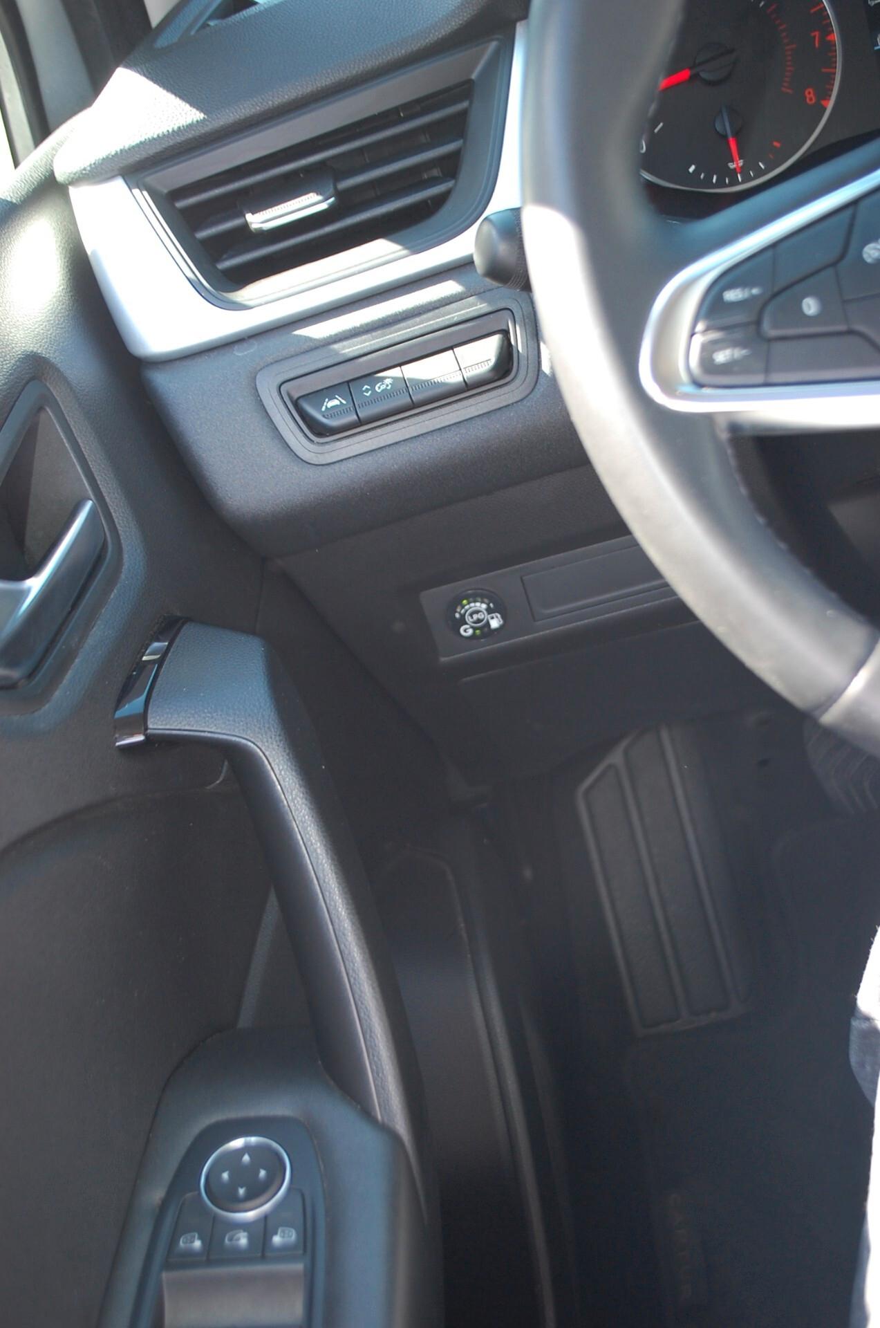 Renault Captur 1.0 tce Business Gpl 100CV Uff Italy USB Led