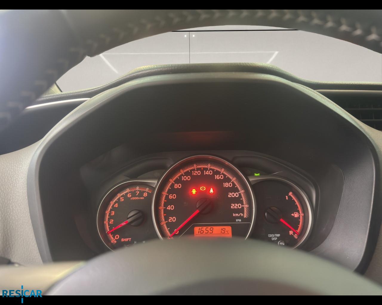 TOYOTA Yaris 5p 1.0 Active IDONEA NEOPATENTATO