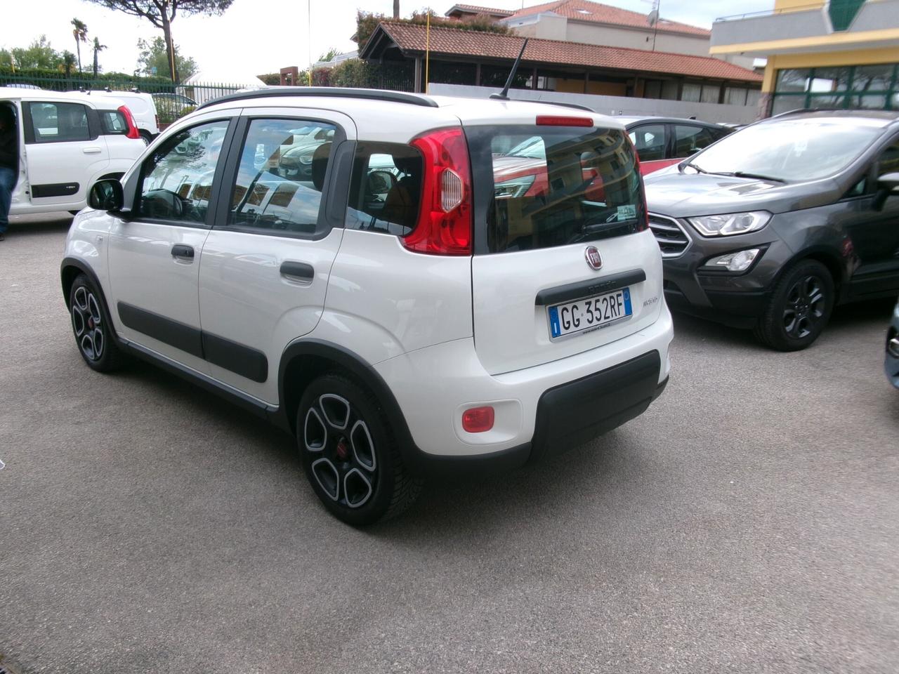 Fiat Panda 1.0 FIREFLY HYBRID S CITY-CROSS TAGLIANDATA