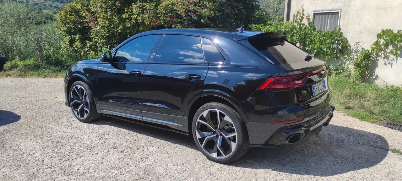 Audi Q8 RS TFSI V8 quattro tiptronic s line