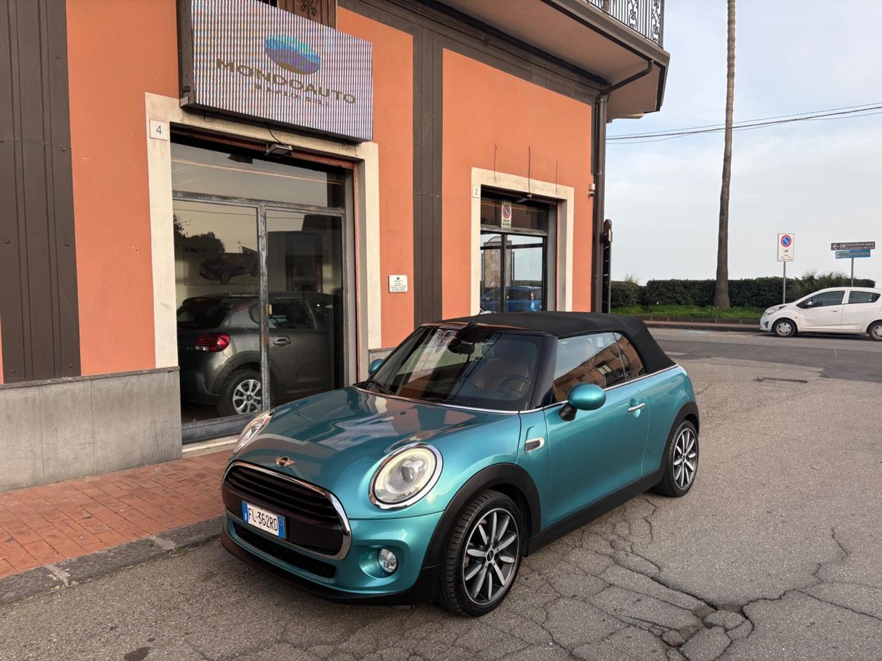 Mini 1.5 Cooper D Hype Cabrio 116cv 12/2017