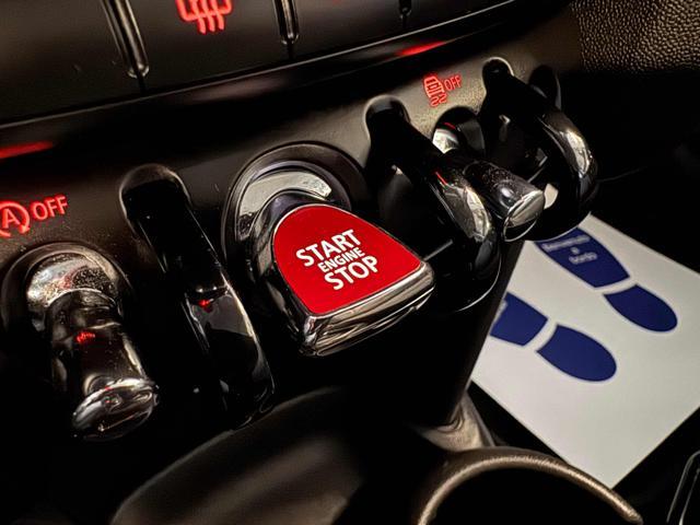 MINI Cooper 1.5 Cooper Camden 5 porte Cambio Automatico