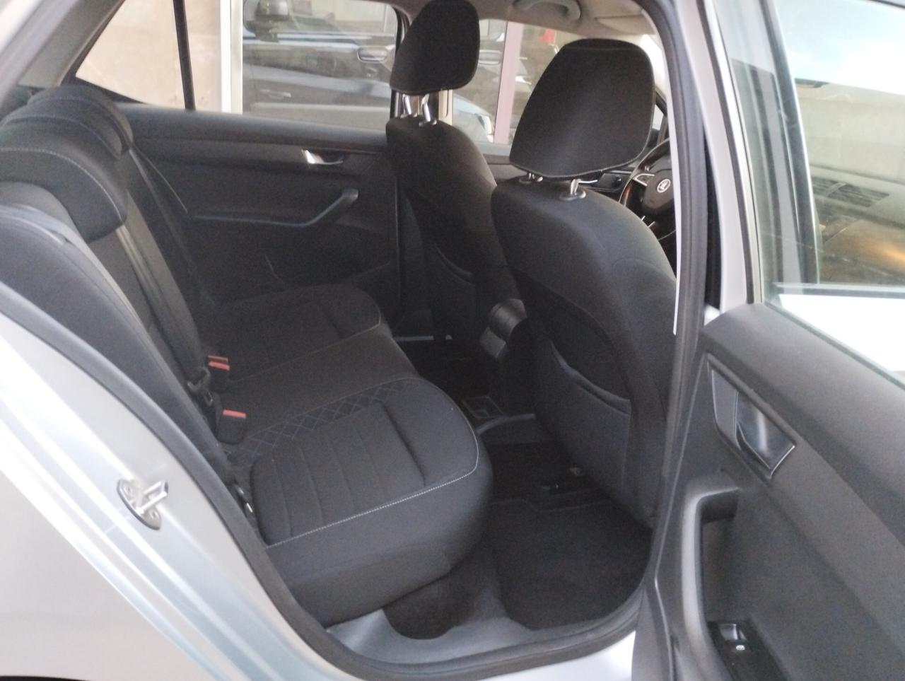 Skoda Fabia 1.4 TDI 90 CV Style Twin Color