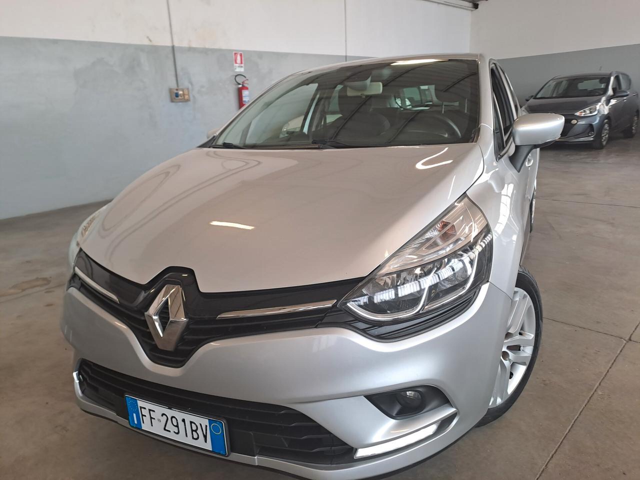 Renault Clio 1.2 75CV 5 porte Life