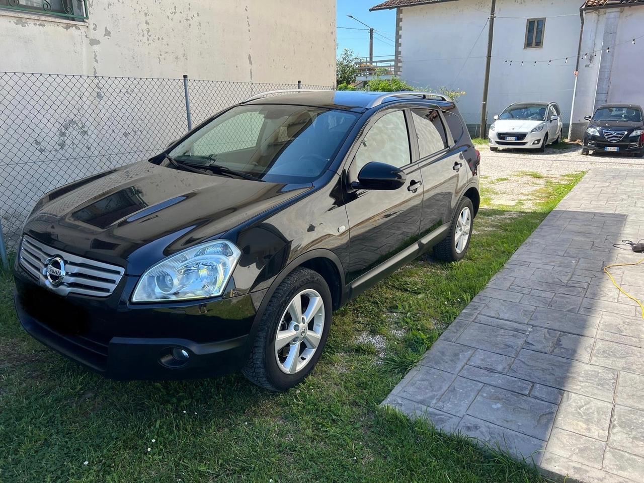 Nissan Qashqai Qashqai+2 2.0 dCi DPF n-tec
