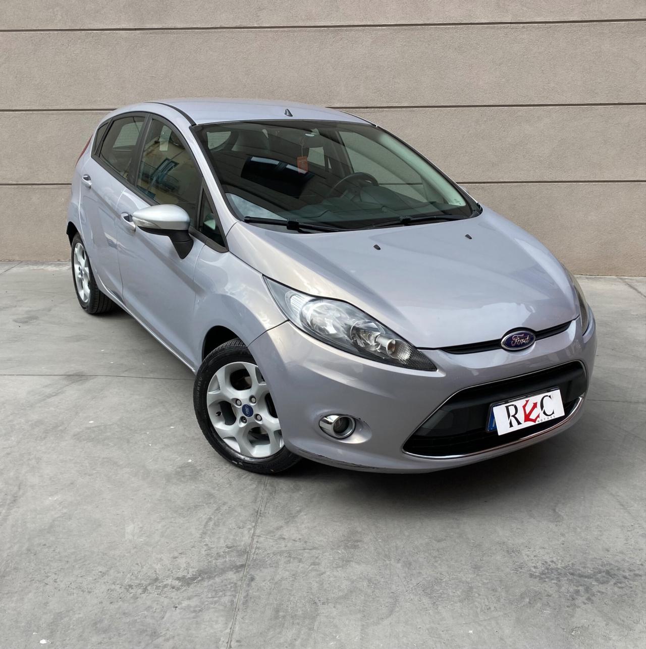 Ford Fiesta 1.4 GPL Casa Madre