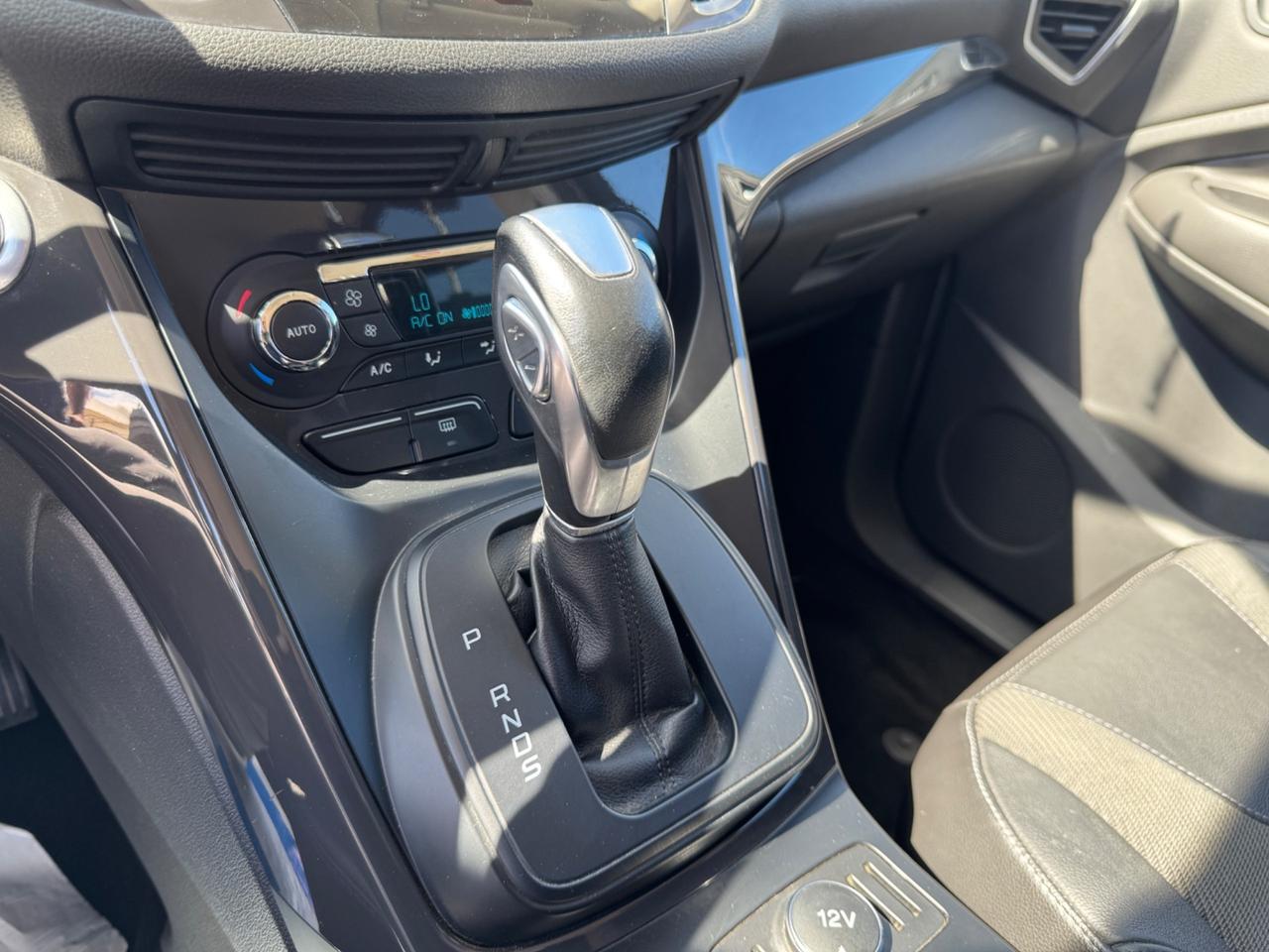 Ford Kuga 2.0 TDCI 150 CV S&S 4WD Powershift Titanium
