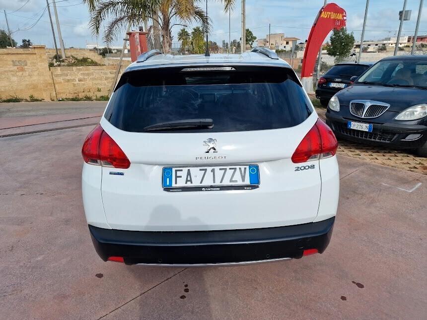 Peugeot 2008 BlueHDi 100 Allure