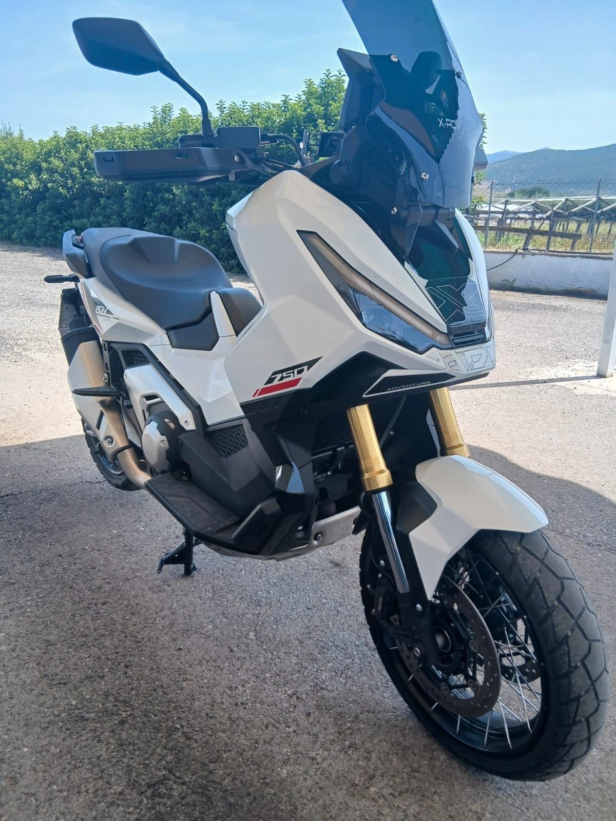 Honda X-ADV 750 X adv