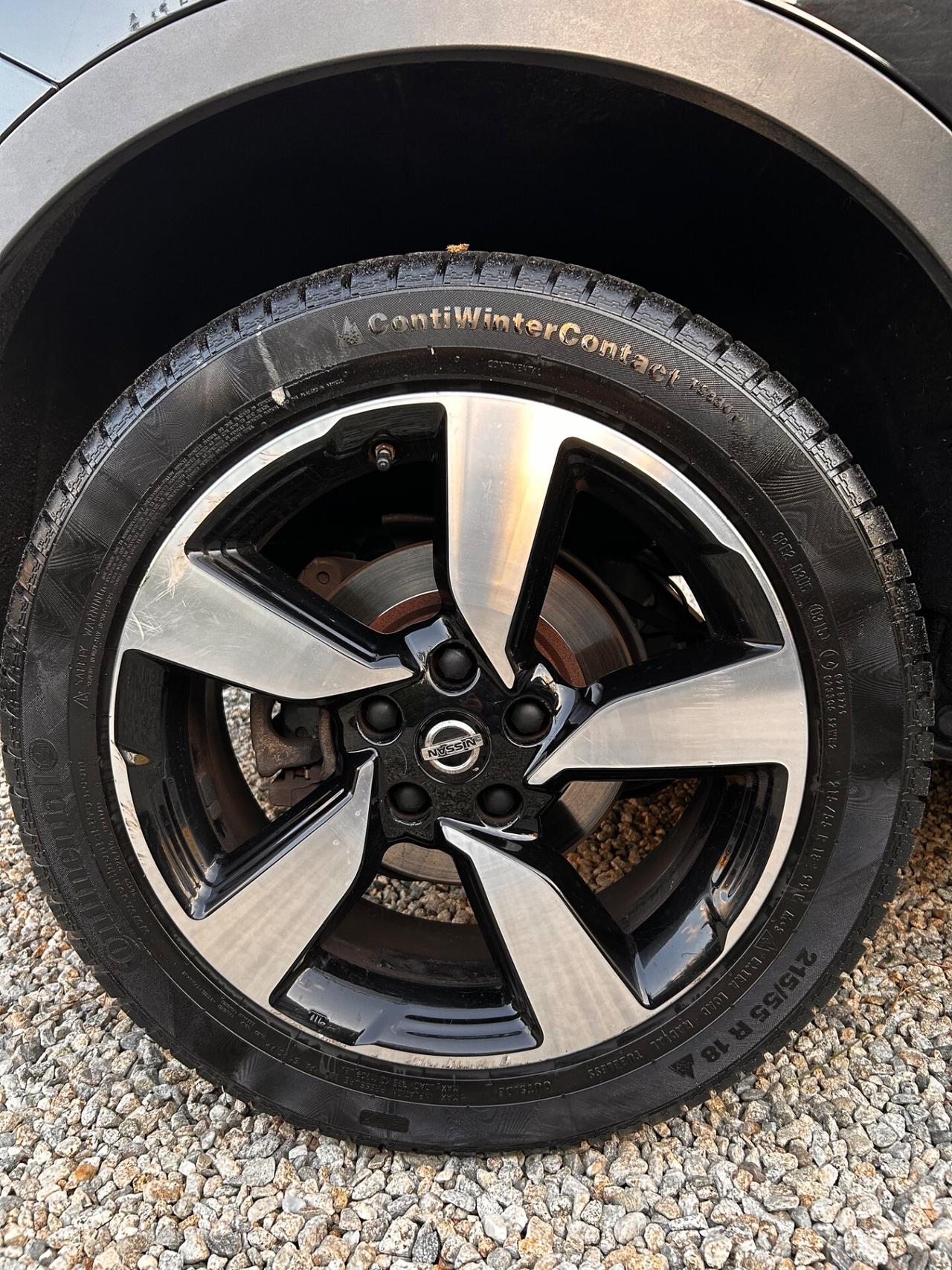 Nissan Qashqai 1.6 dCi 2WD 360 *FULL*TETTO*NAVI*CAMERA*