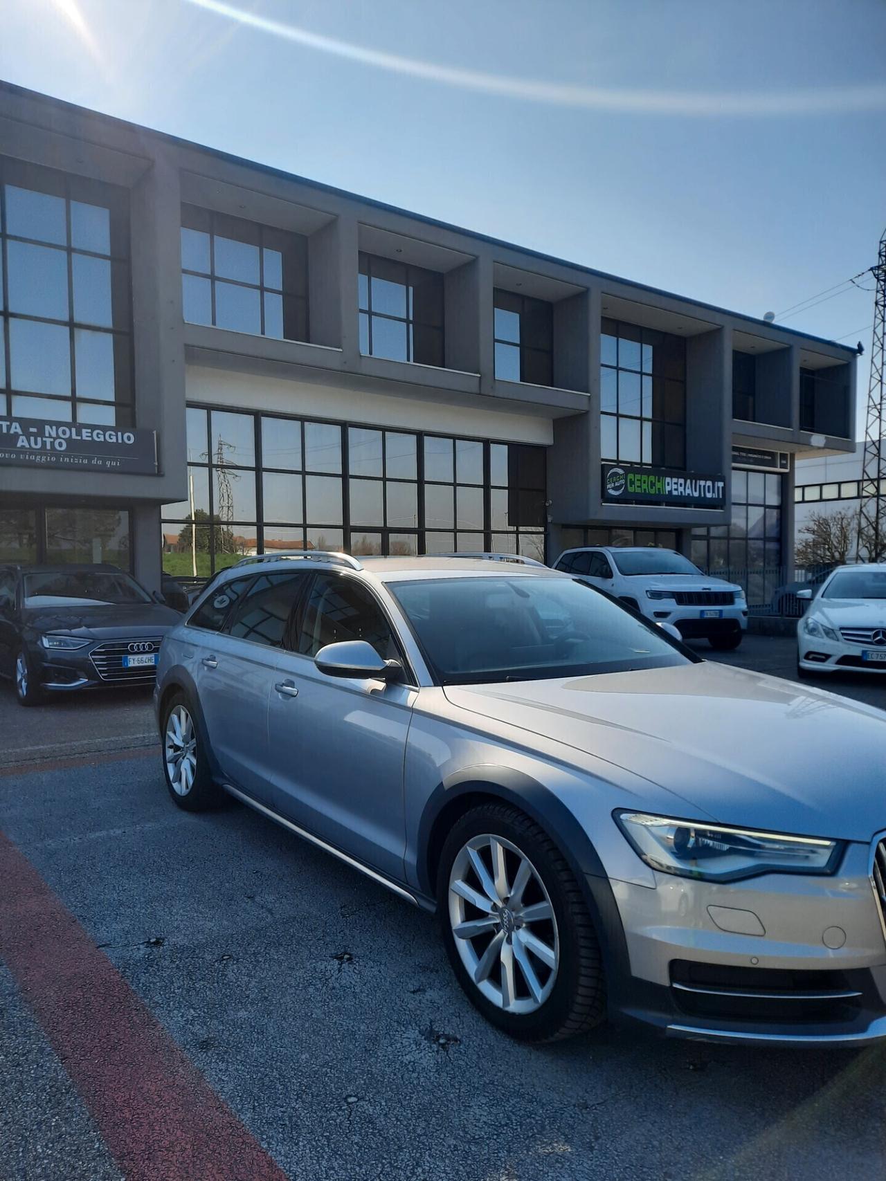 Audi A6 allroad 3.0 TDI 218 CV S tronic Business Plus