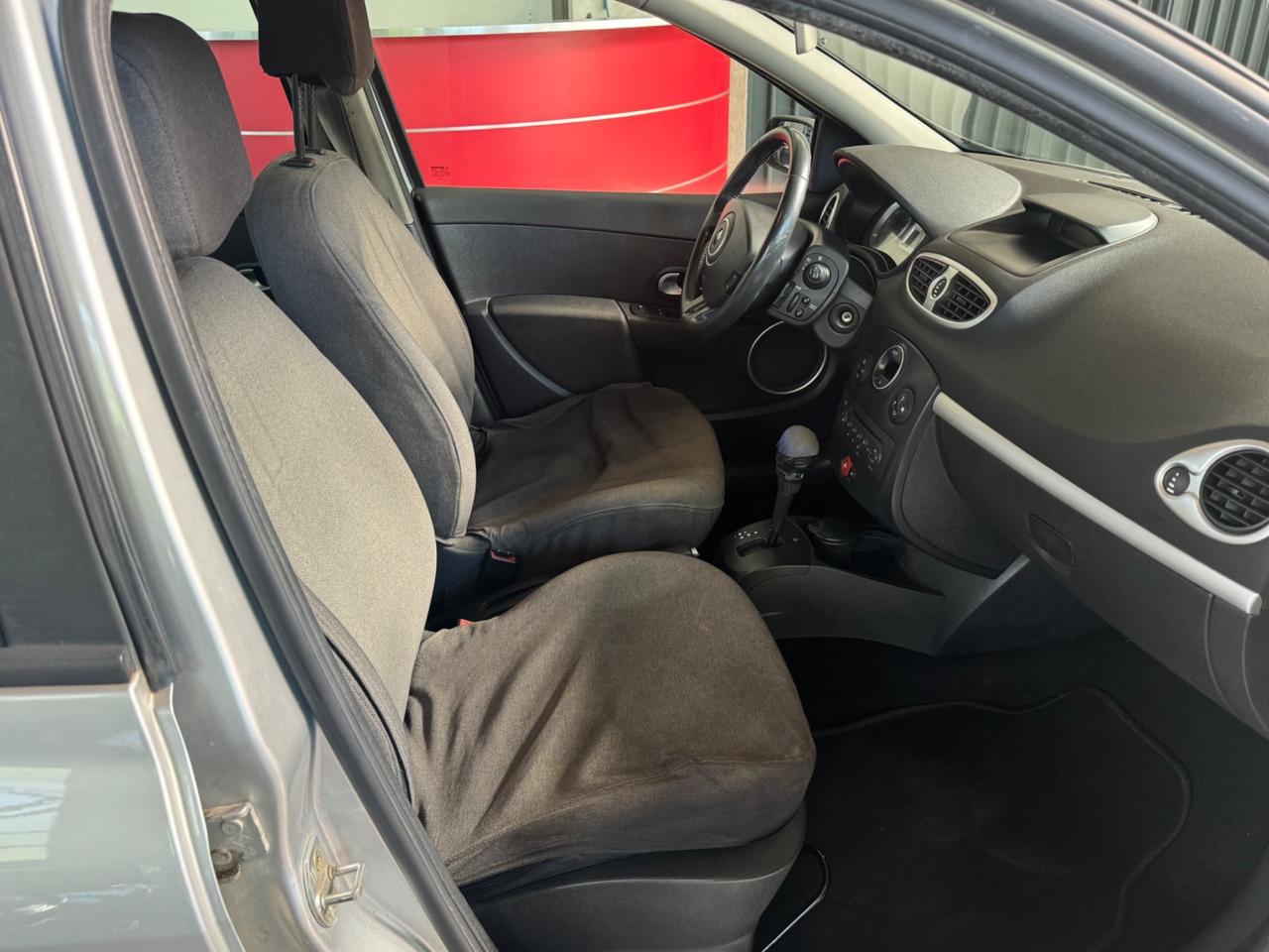 Renault Clio 1.6 5 porte CAMBIO AUTOMATICO GPL