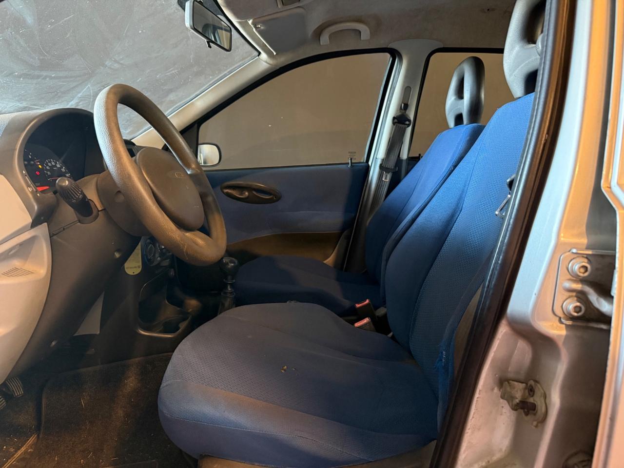 Fiat Punto 1.2i cat 5 porte Feel 60CV Ok Neopatentati