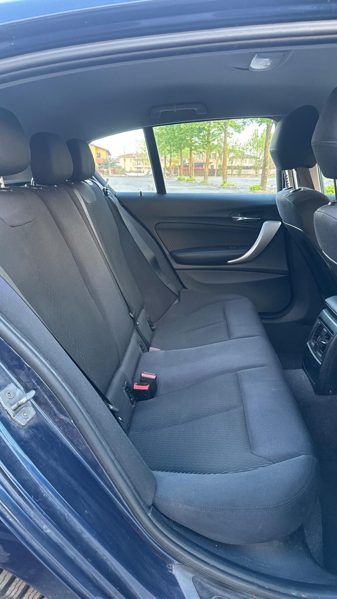 BMW Serie 1 118d Unique – 2014