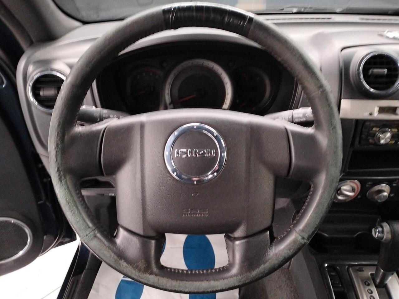 Isuzu D-Max 3.0 TD cat Crew Cab 4WD LS Aut. 4x4