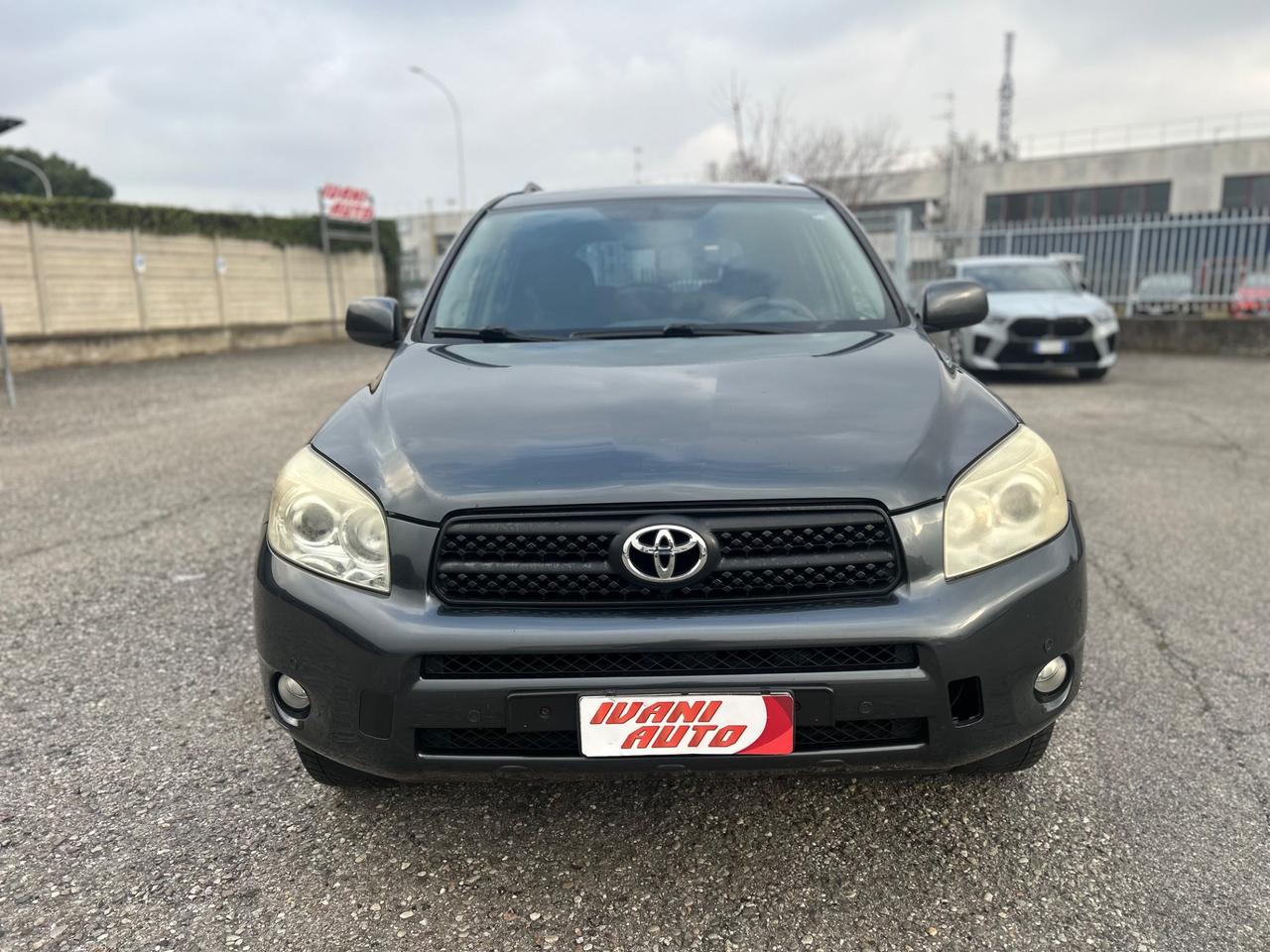 Toyota RAV 4 RAV4 2.2 D-4D 136 CV Sol