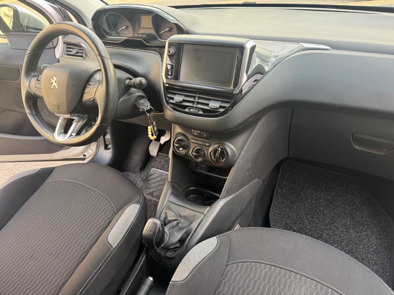 Peugeot 208 BlueHDi 75 5 porte Allure