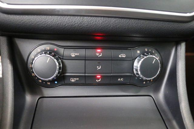 MERCEDES-BENZ CLA 220 CDI Automatic Premium