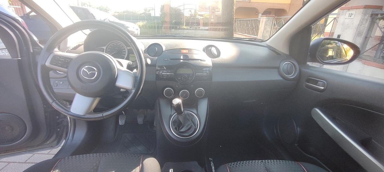 Mazda 2 Mazda2 1.3 16V 75CV 5p. Trendy