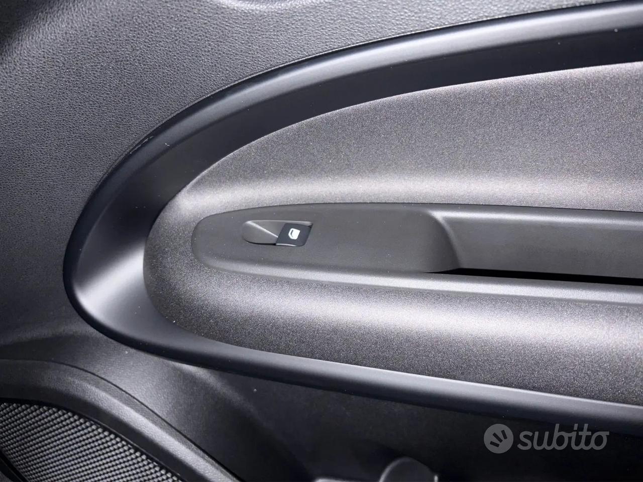 Alfa Romeo Junior 1.2 145 cv HYBRID SPECIALE KM0