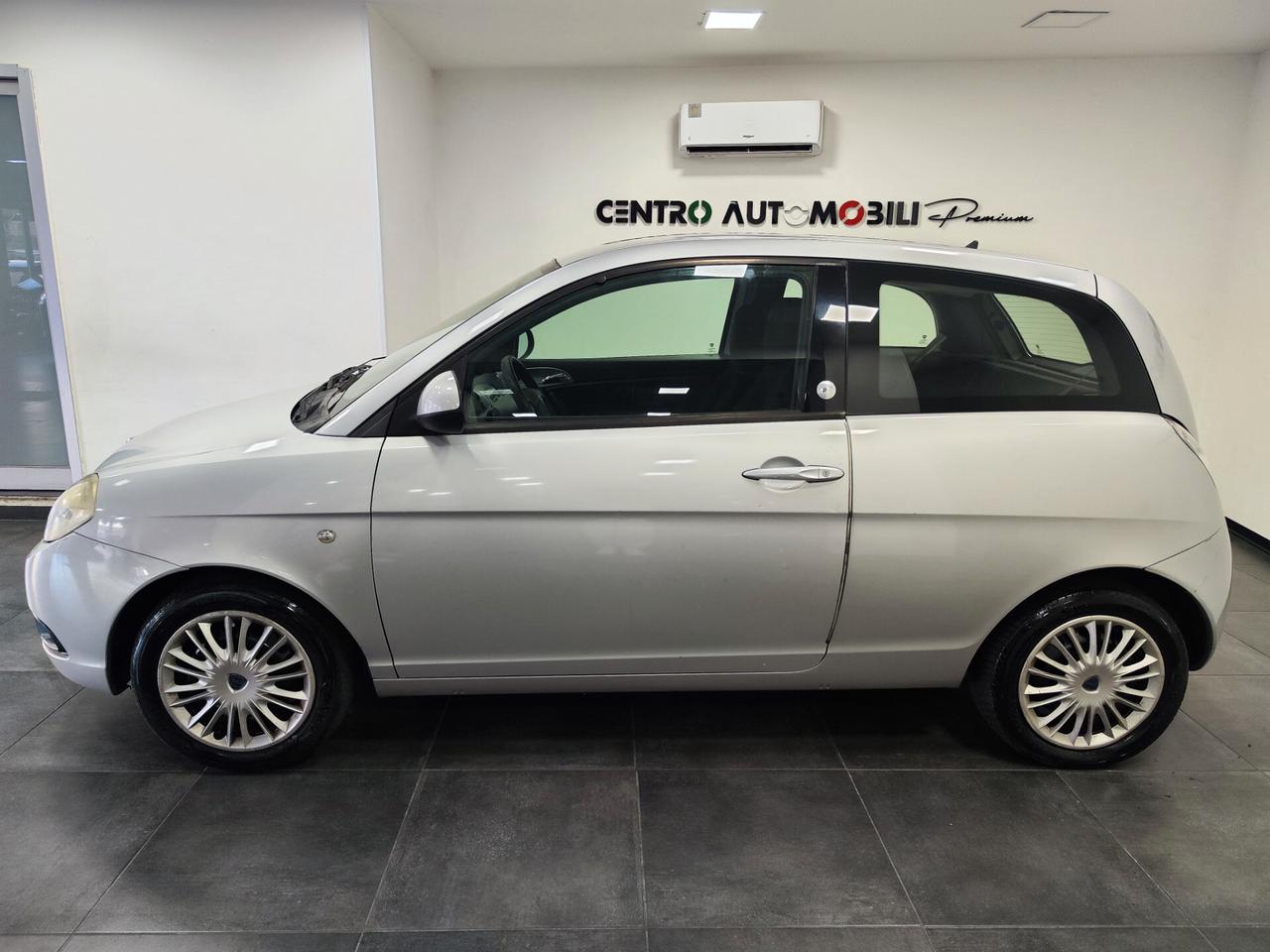 Lancia Ypsilon 1.4 77cv Oro Ecochic GPL