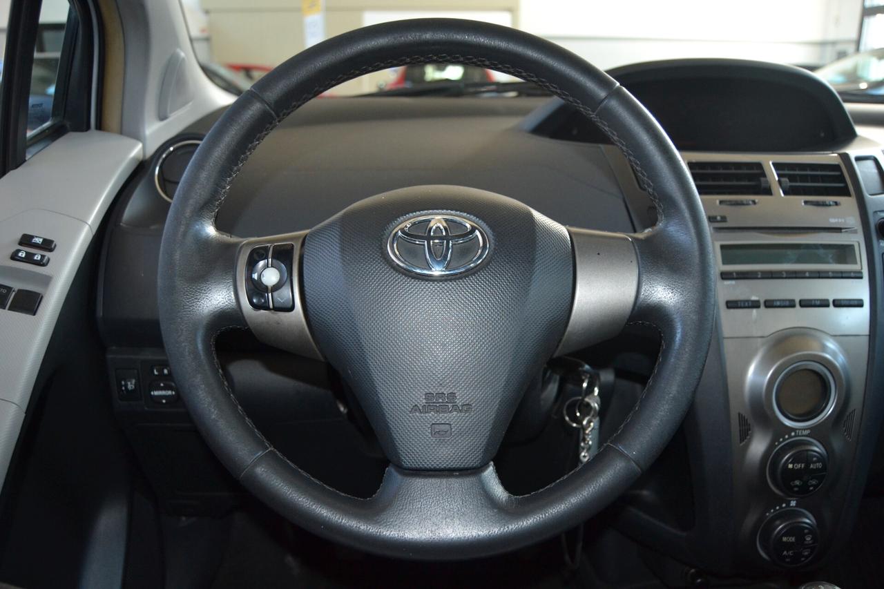 Toyota Yaris 1.0 GPL 5Porte Now UniPro/Antifurto/RadioMP3