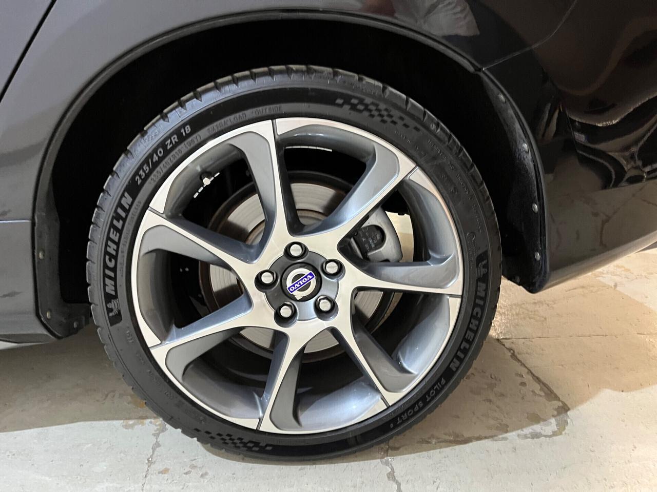 Volvo V60 D4 Geartronic Ocean Race