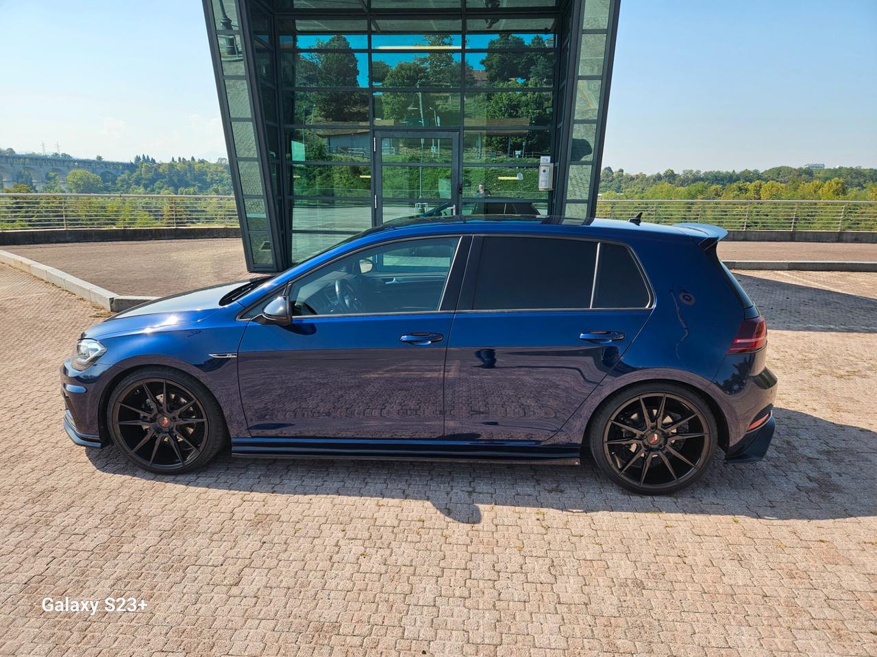Volkswagen Golf 1.5 TSI ACT 5p. R line