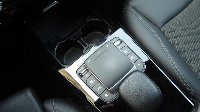 MERCEDES-BENZ A 180 d Automatic Sport