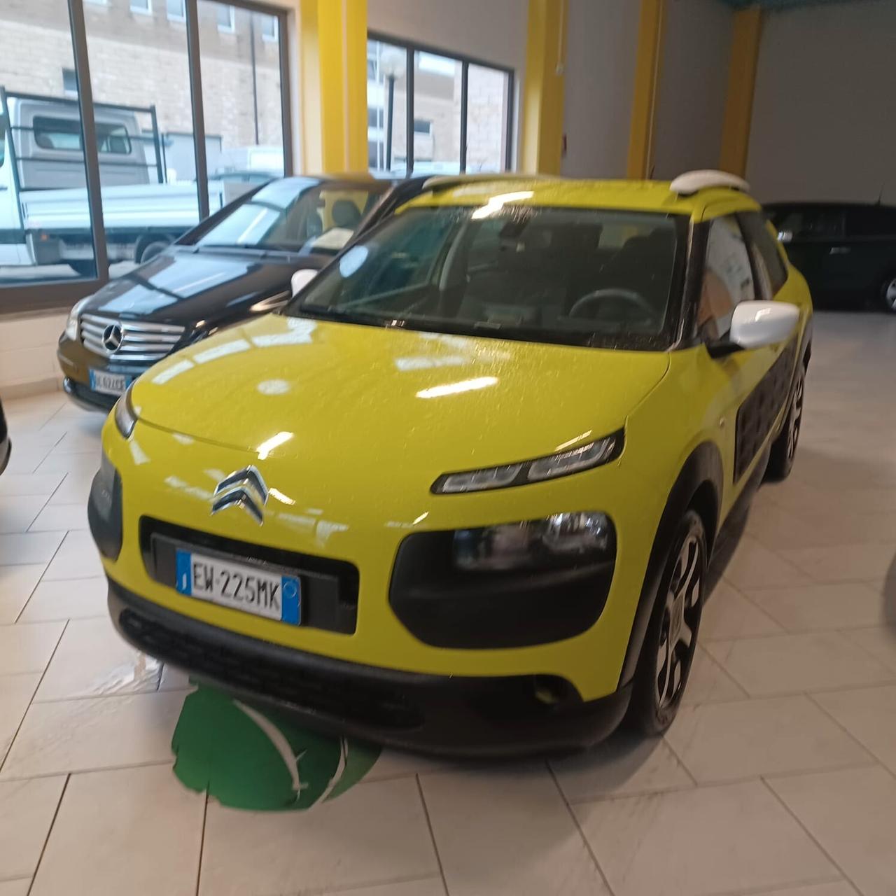 FULL OPTIONAL C4 CACTUS 1.2 NEOPATENTATI