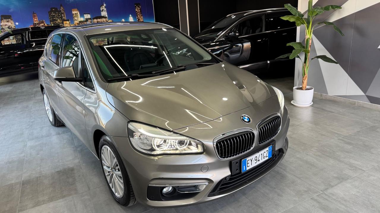 Bmw serie 2 216d Luxury-2015