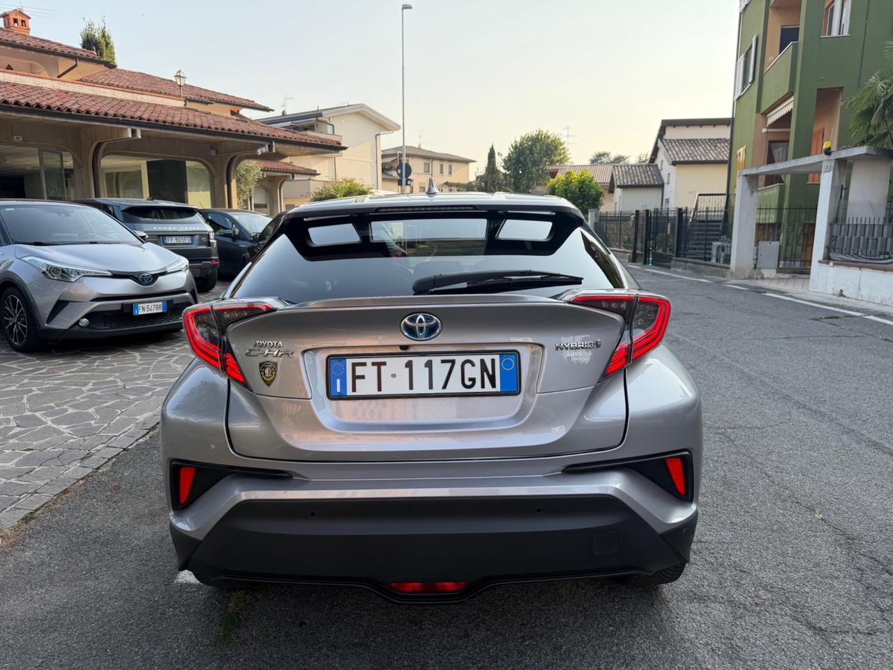 Toyota C-HR 1.8 Hybrid E-CVT Lounge