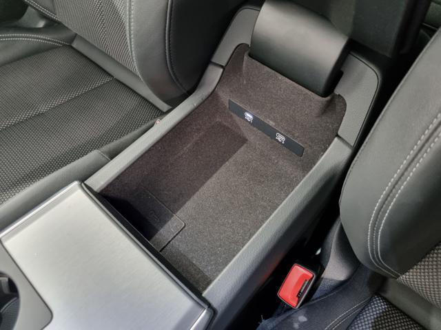 AUDI A6 Avant 40 2.0 TDI S tronic SLINE S-LINE