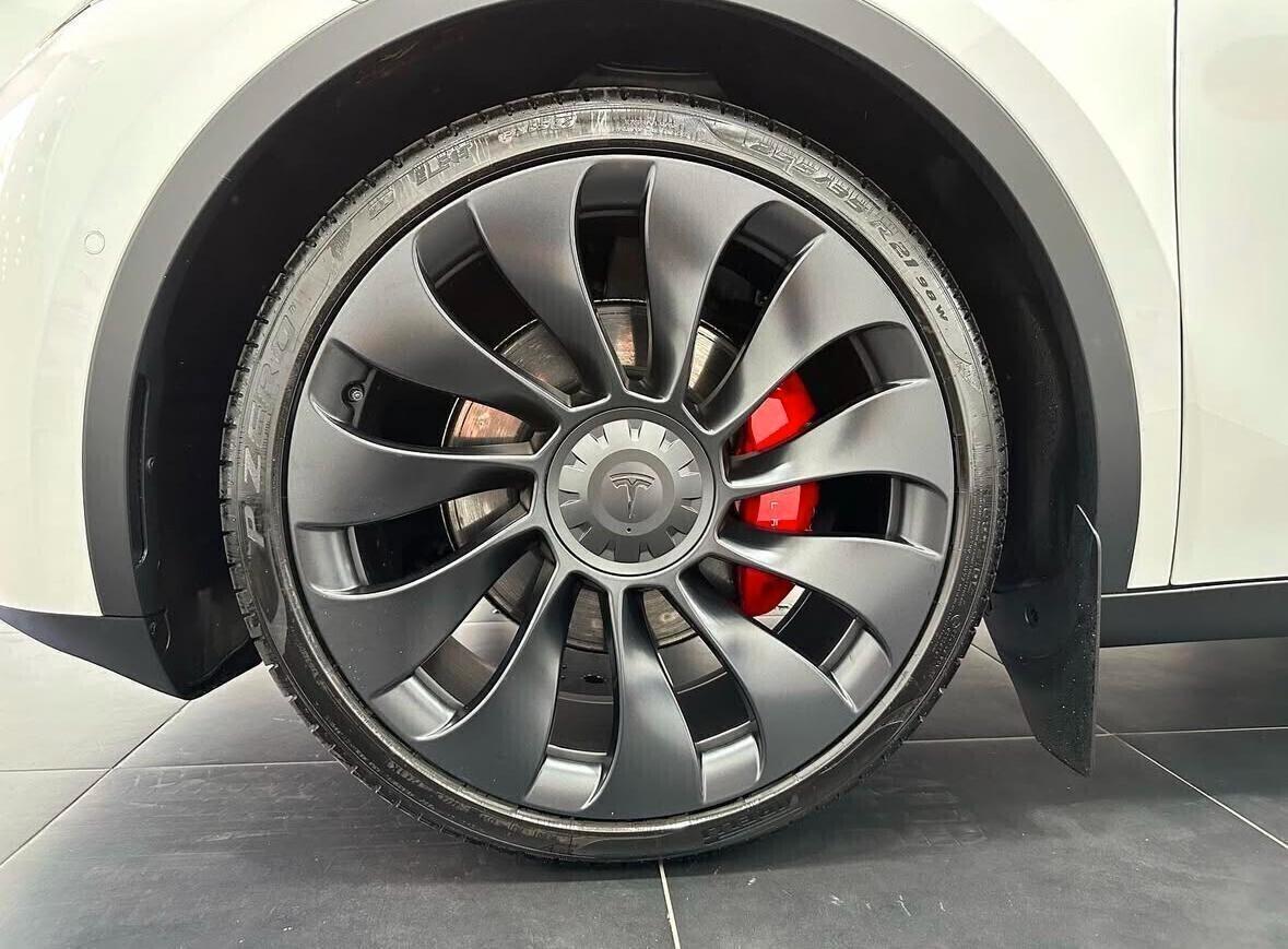 Tesla Model Y Performance AWD