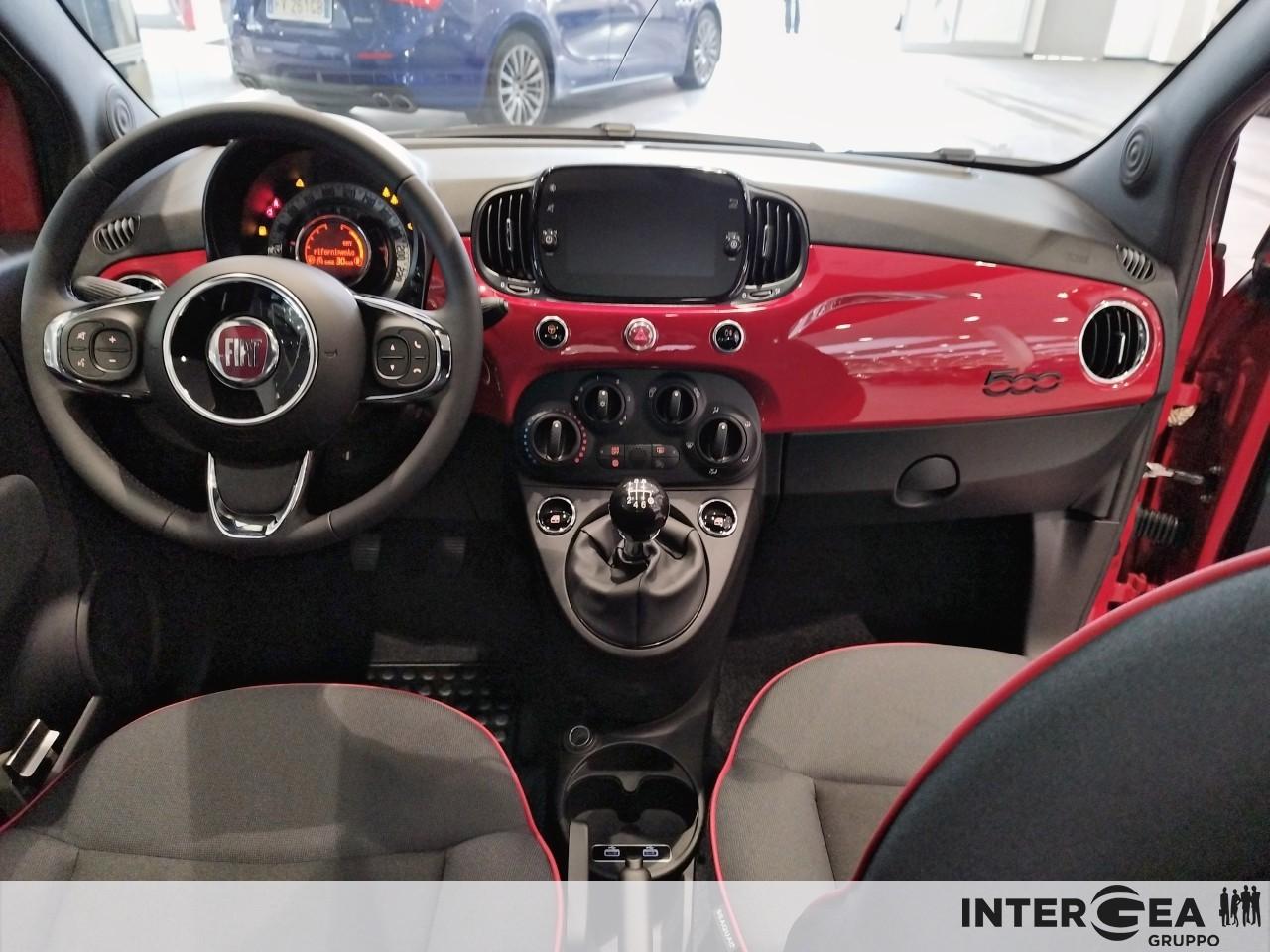 FIAT 500 1.0 hybrid (Red) 70cv