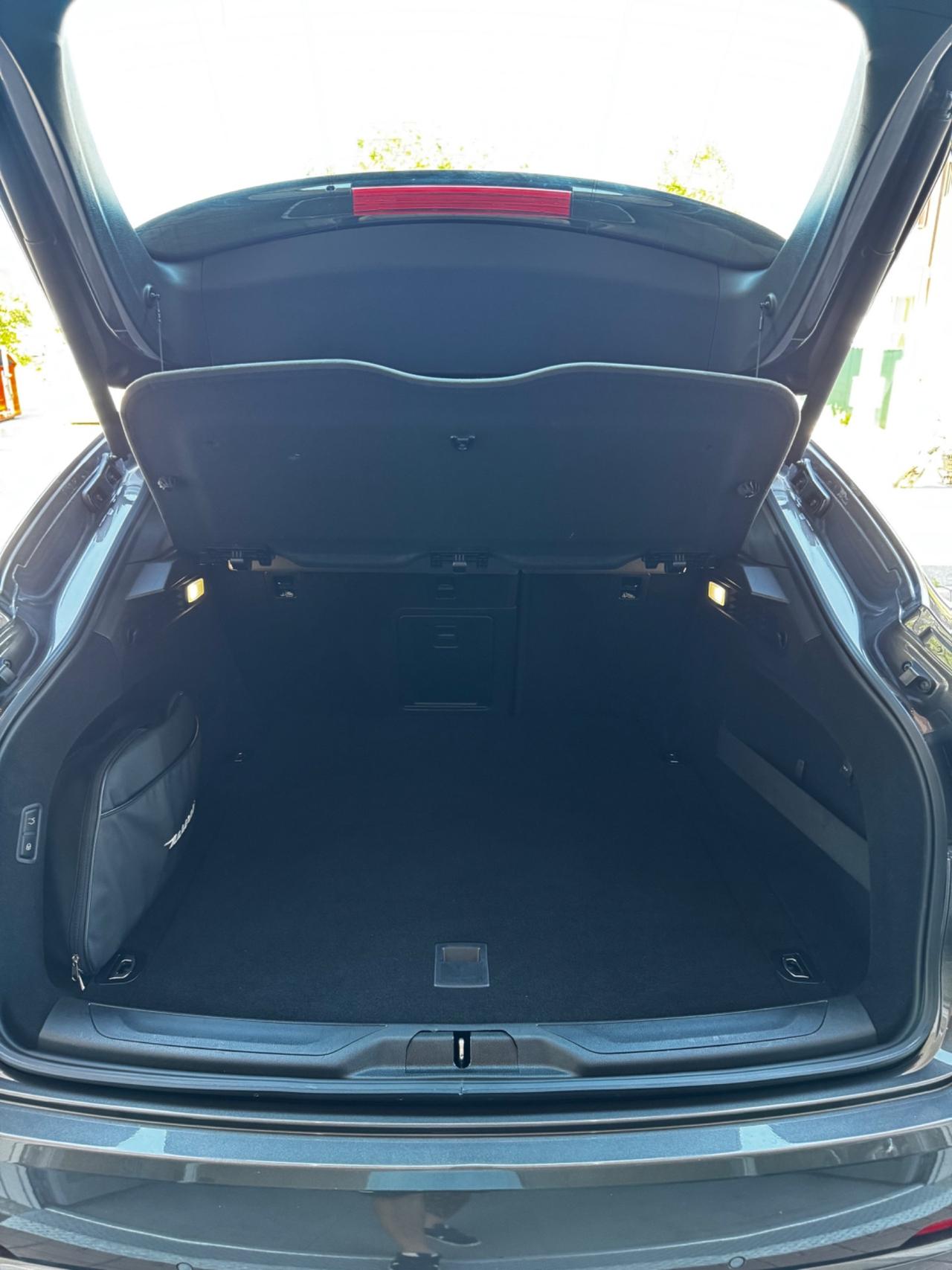 Maserati Levante V6 AWD Gransport