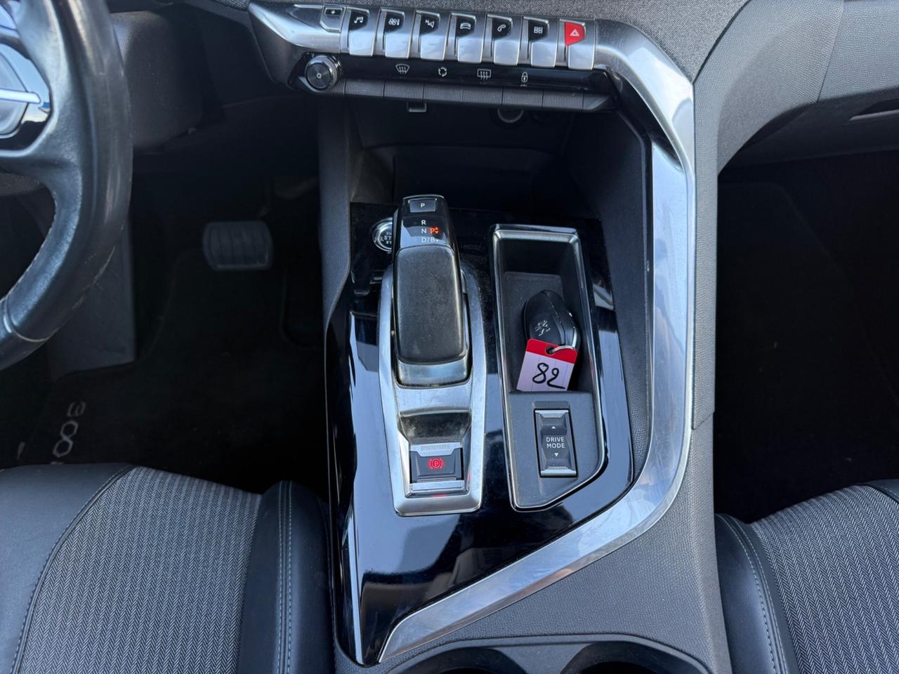 Peugeot 3008 Hybrid 225 e-EAT8 Allure
