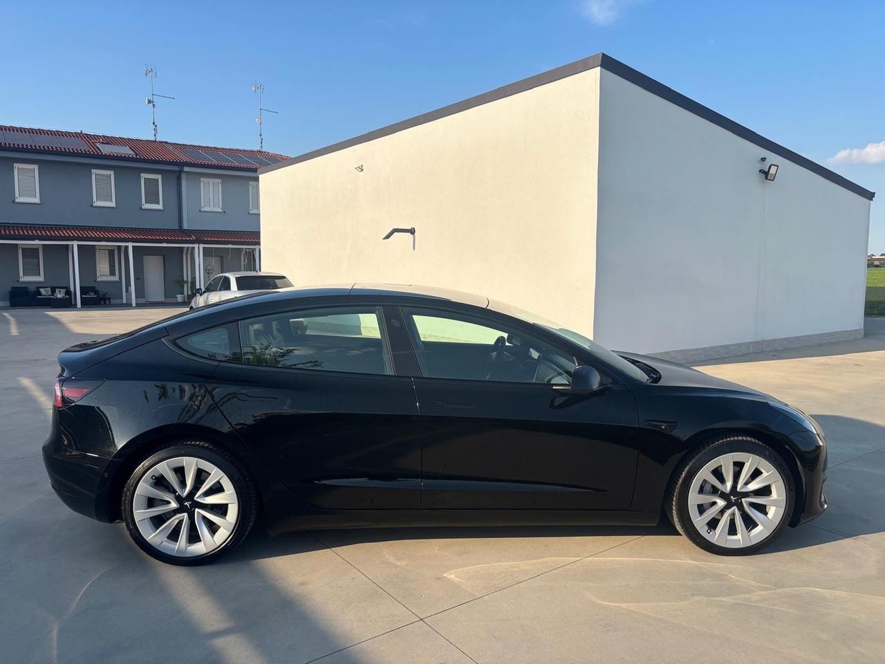 Tesla Model 3 Long Range Dual Motor AWD