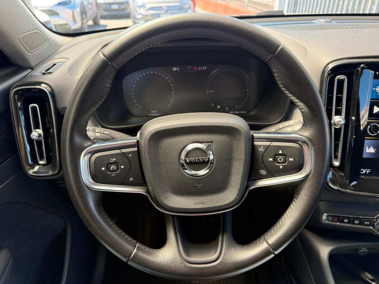 Volvo XC40 T4 Recharge Plug-in Hybrid R-design