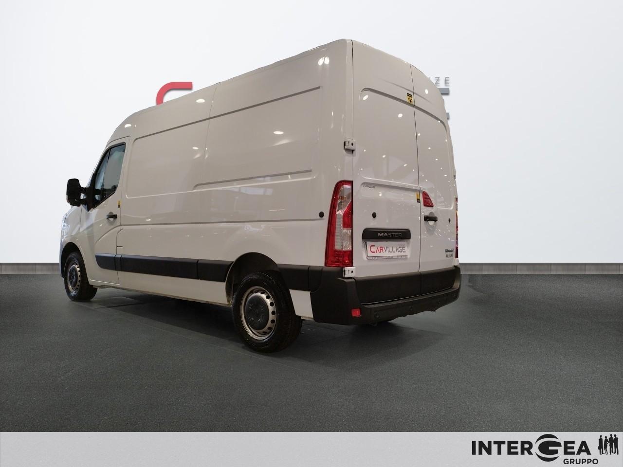 RENAULT Master T35 2.3 dci 135cv L2H2 Ice